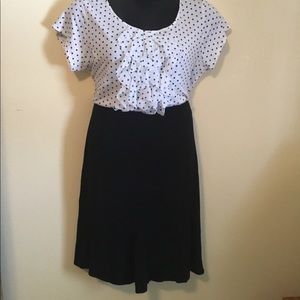 Apostrophe black stretch knee length skirt XL